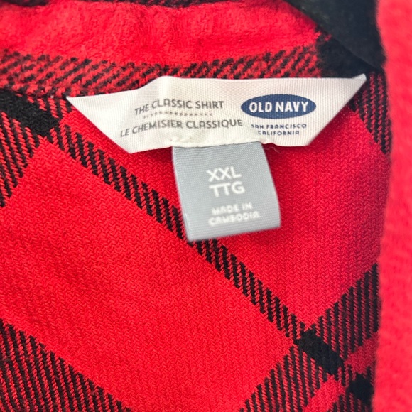 Old Navy Red and Black Buffalo Plaid Button Up - Picture 3 of 4